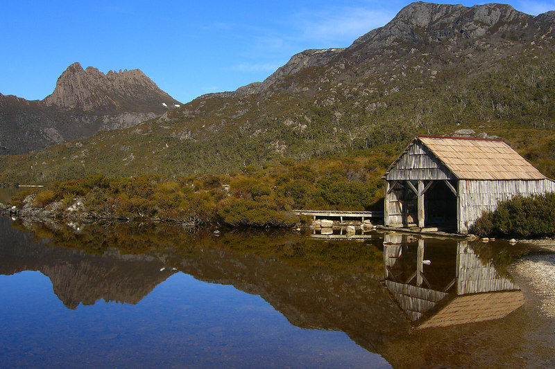David Huting > The Boathouse overlooking Cradle Mountain
Dove Lake